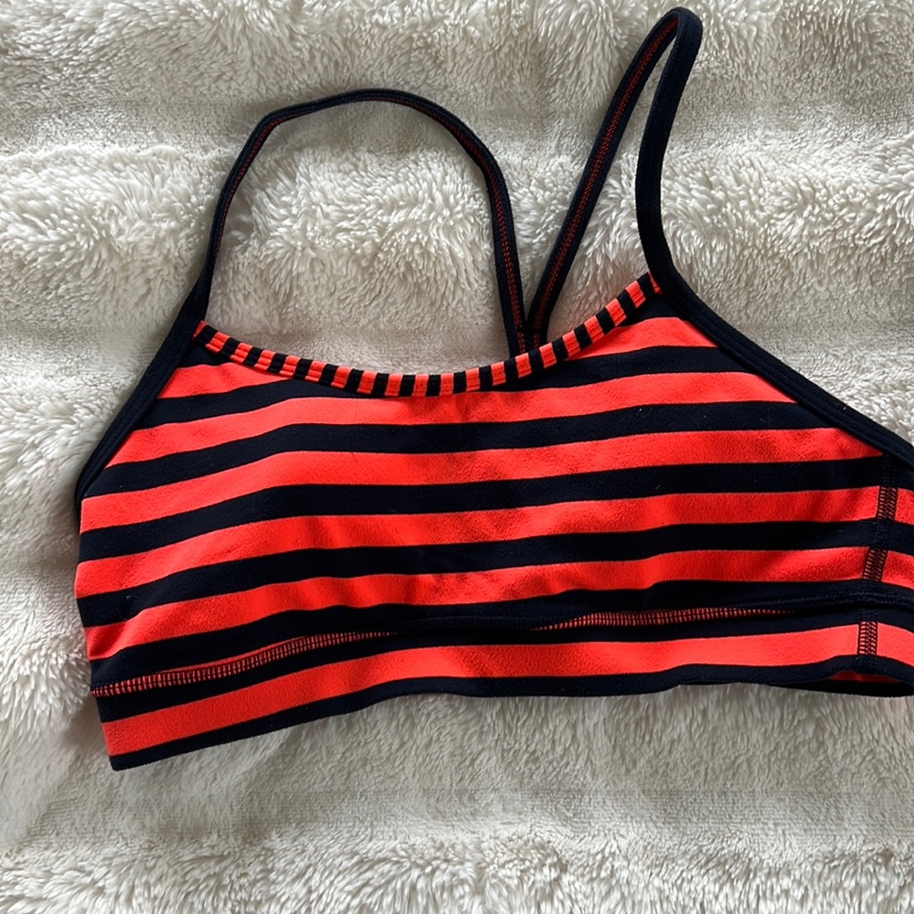 Lululemon Flow Y bra